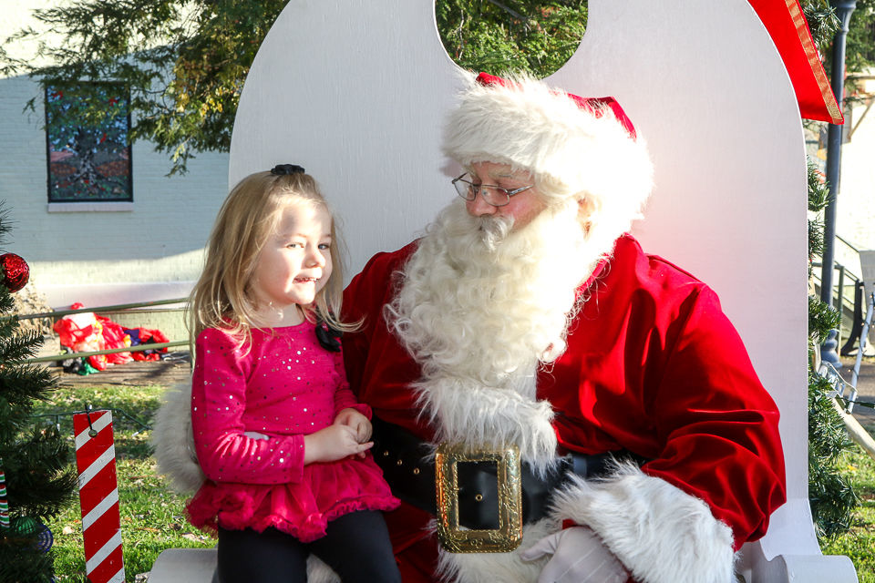 Winter Carnival _ Santa 11-24-19-8513.JPG